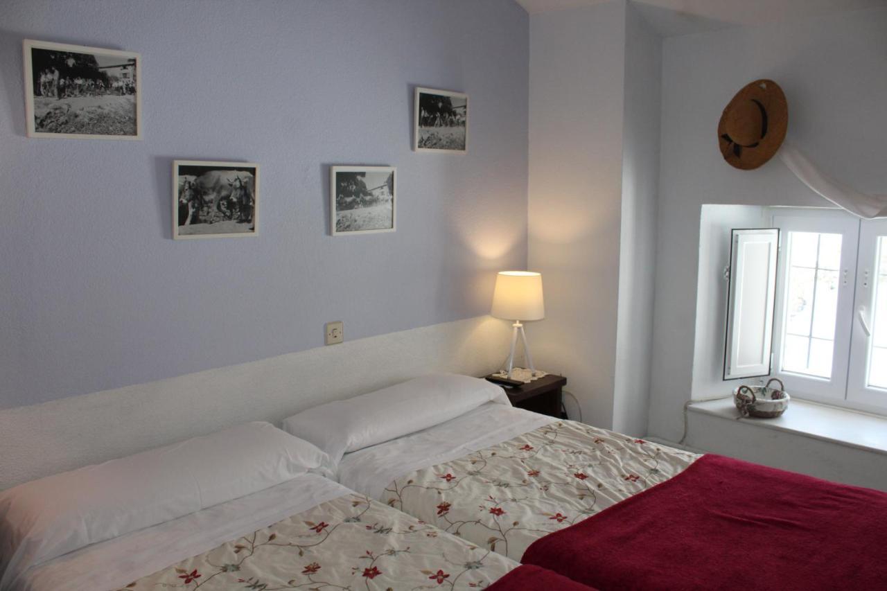 Vaquero Casa Rural Alquiler Completo Abiada Esterno foto